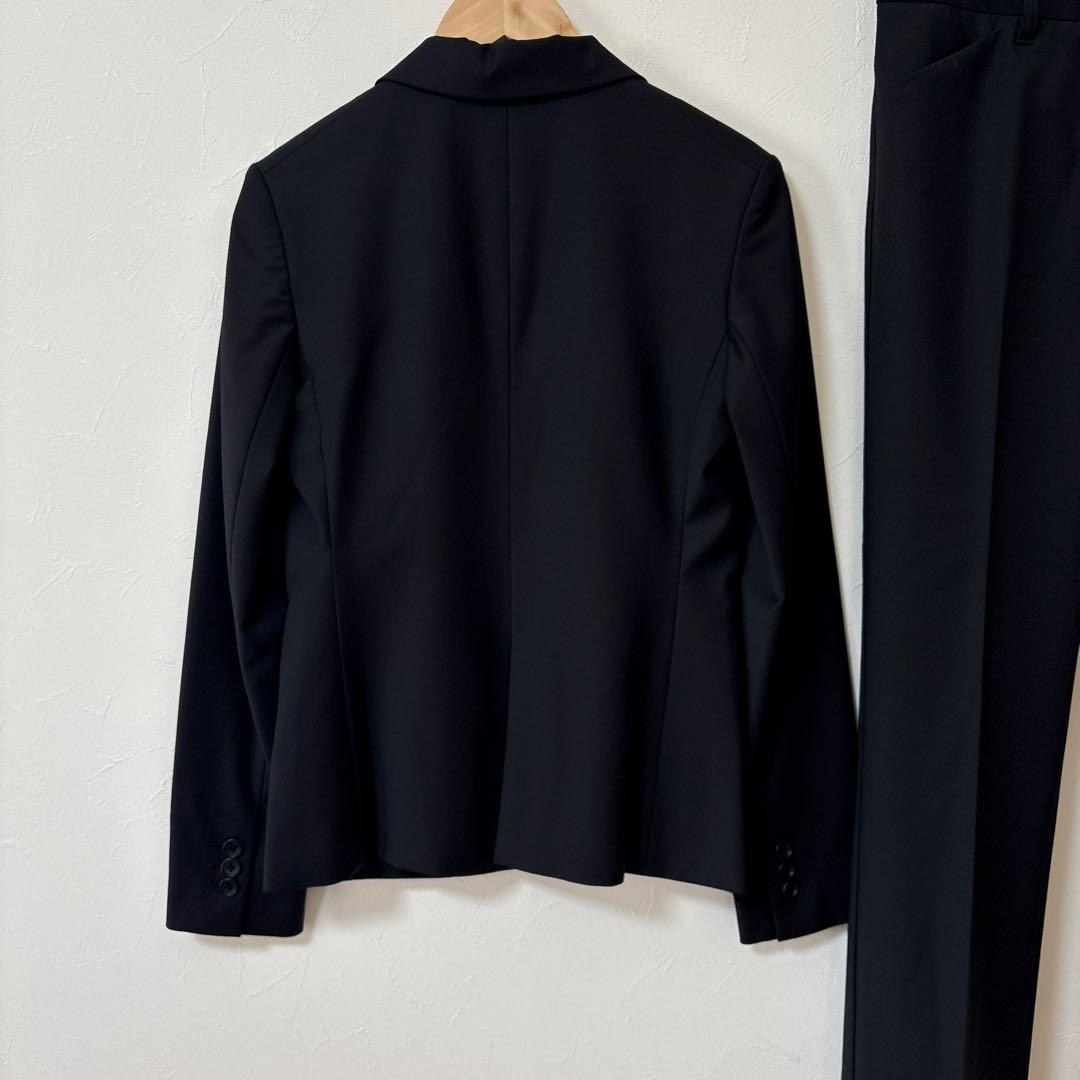 プラステ　ブラック　パンツスーツ