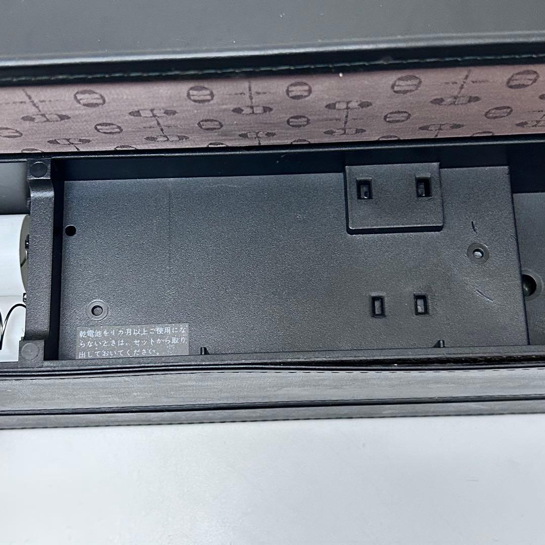 は*ん様 クラウンRX-9800 レトロラジカセ アタッシュケース型 ジャンク