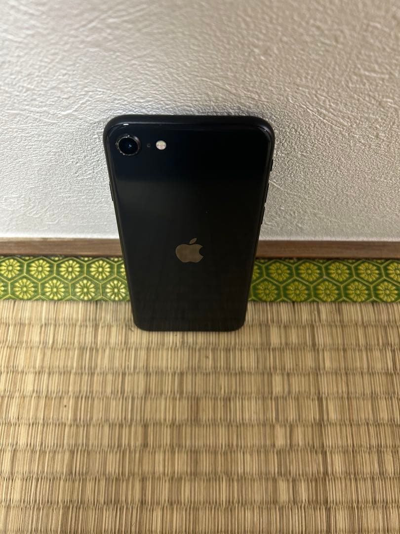 Apple iPhone SE 第2世代 ブラック