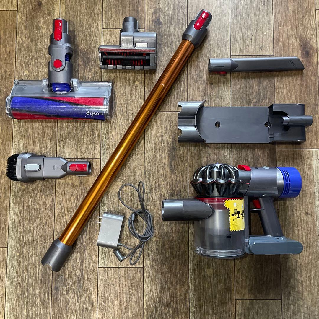 Dyson V7 fluffy コードレスクリーナー 各種アタッチメント充電器
