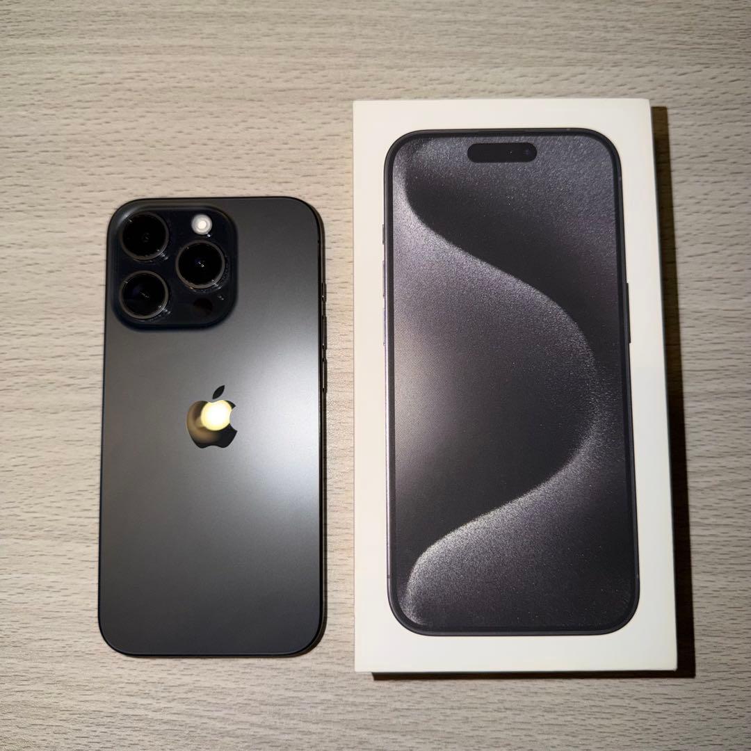 iPhone 15PRO 256GB ブラックチタニウム