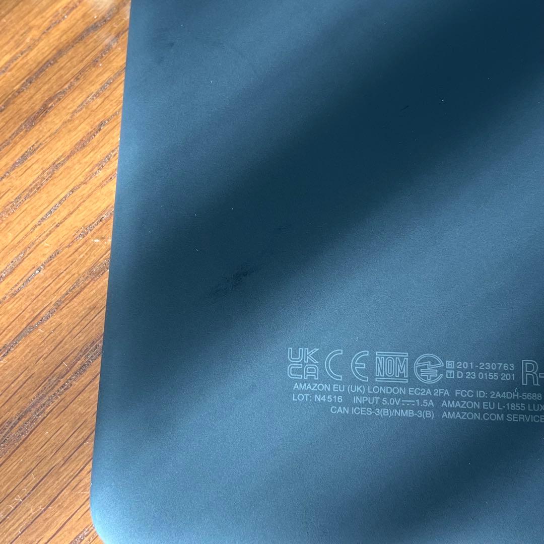 Kindle Paperwhite (第12世代) カバー付き