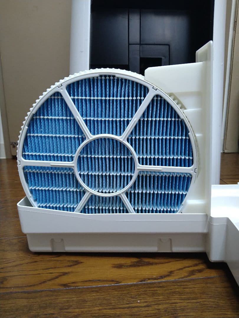 SHARP 加湿空気清浄機 KI-NS70-W ホワイト　2020年製