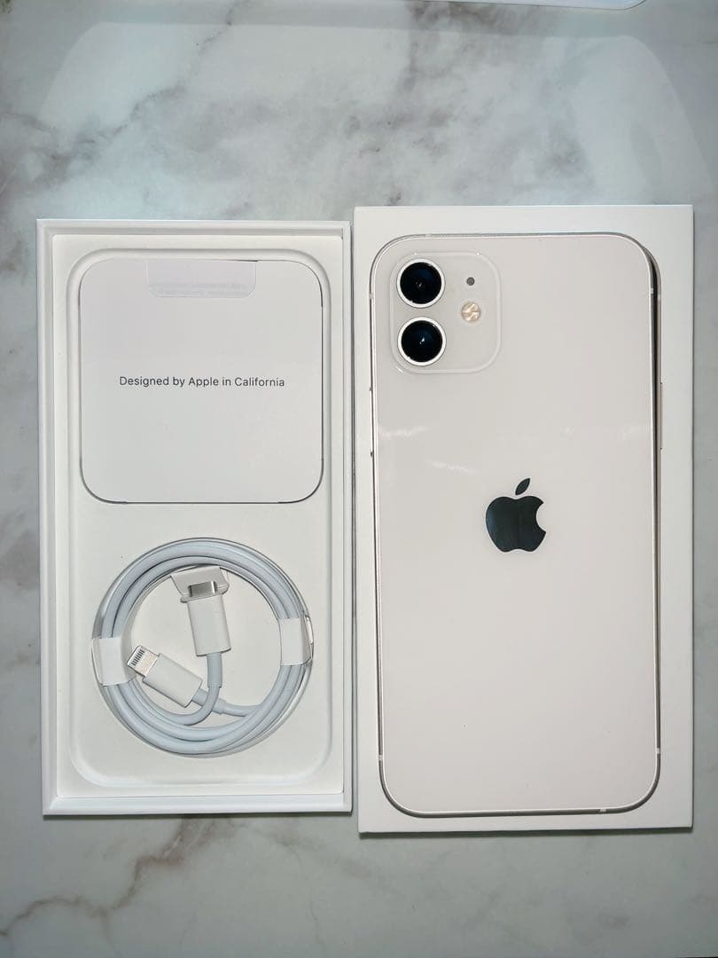 iPhone 12 ホワイト 256 GB Softbank