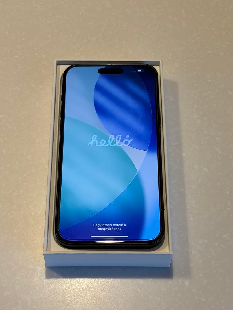 iPhone15 Plus 256GB 傷、割れ等無し　アメリカ購入　カメラ無音