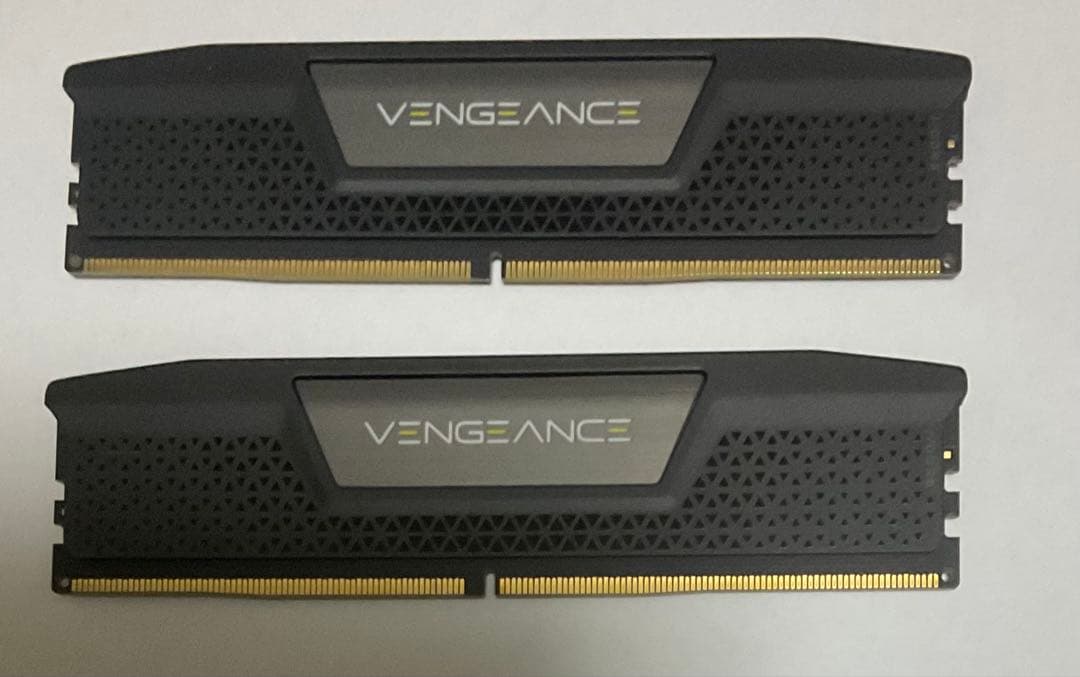 メモリー VENGEANCE DDR5 32GB (2x16GB) 6400MT/s