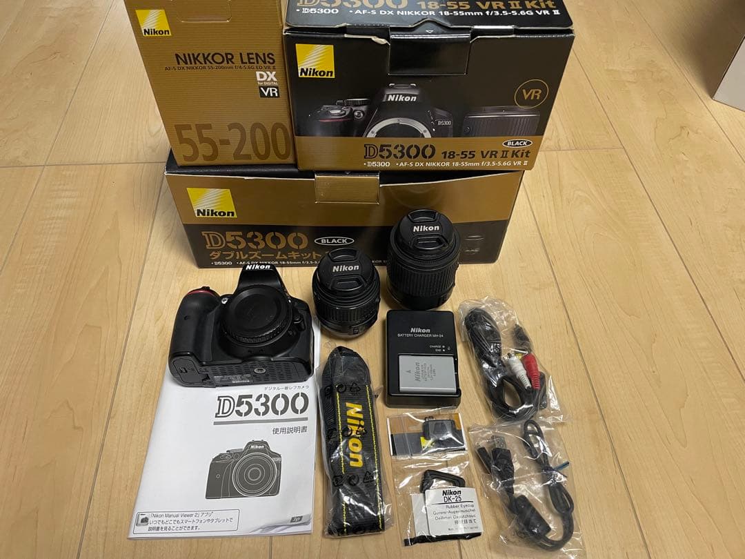 Nikon D5300 一眼レフ　ダブルズームキット2 ブラック