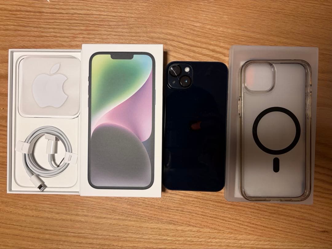 Apple iPhone 14 Plus ブラック 本体（カメラレンズ割れあり）