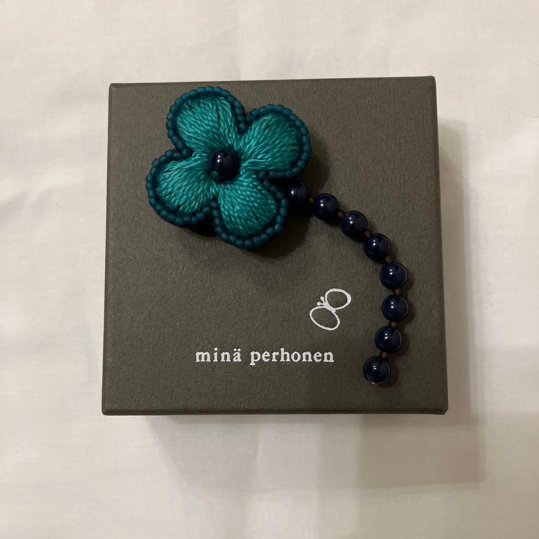 ミナペルホネン　コサージュ　flower leap