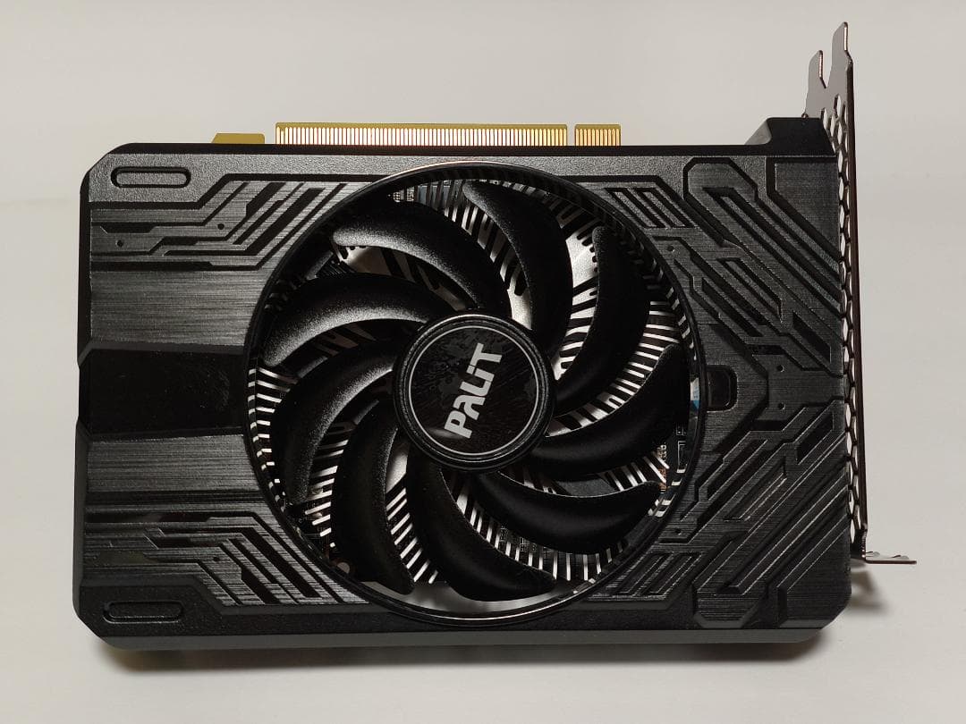 GeForce RTX 4060 8GB GDDR6 PALIT製