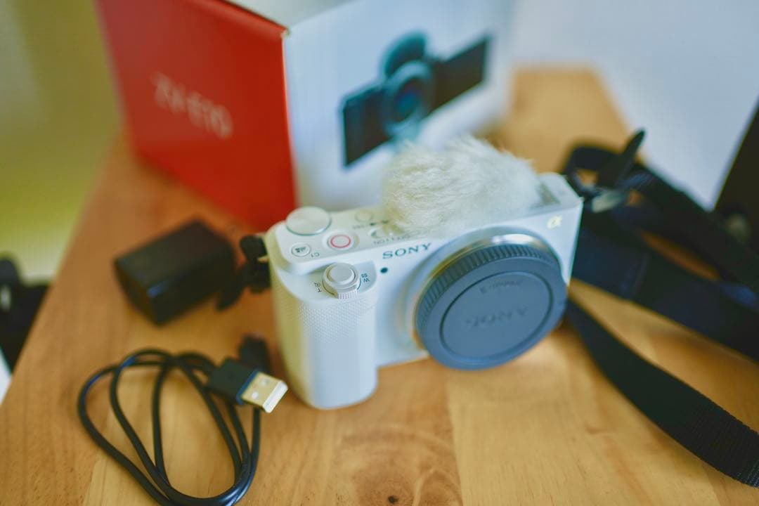 SONY ZV-E10 ホワイト ボディ 美品