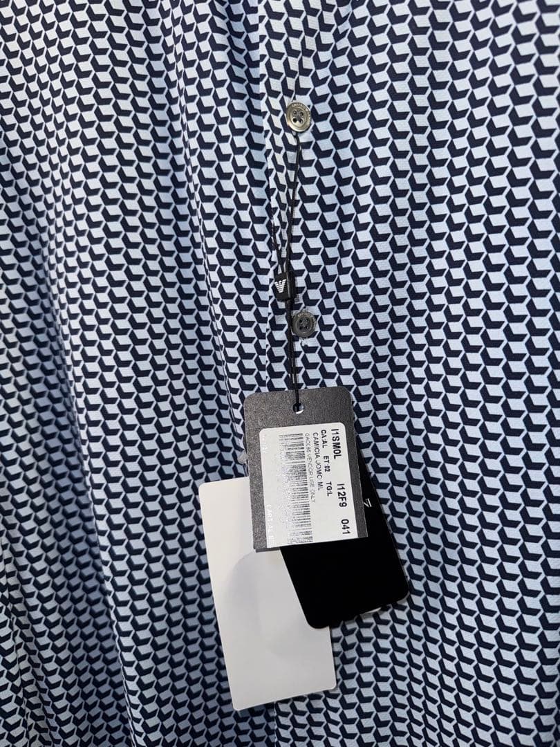 【エンポリオアルマーニ】新品タグ付き定価73,000円ストレッチドレスシャツL