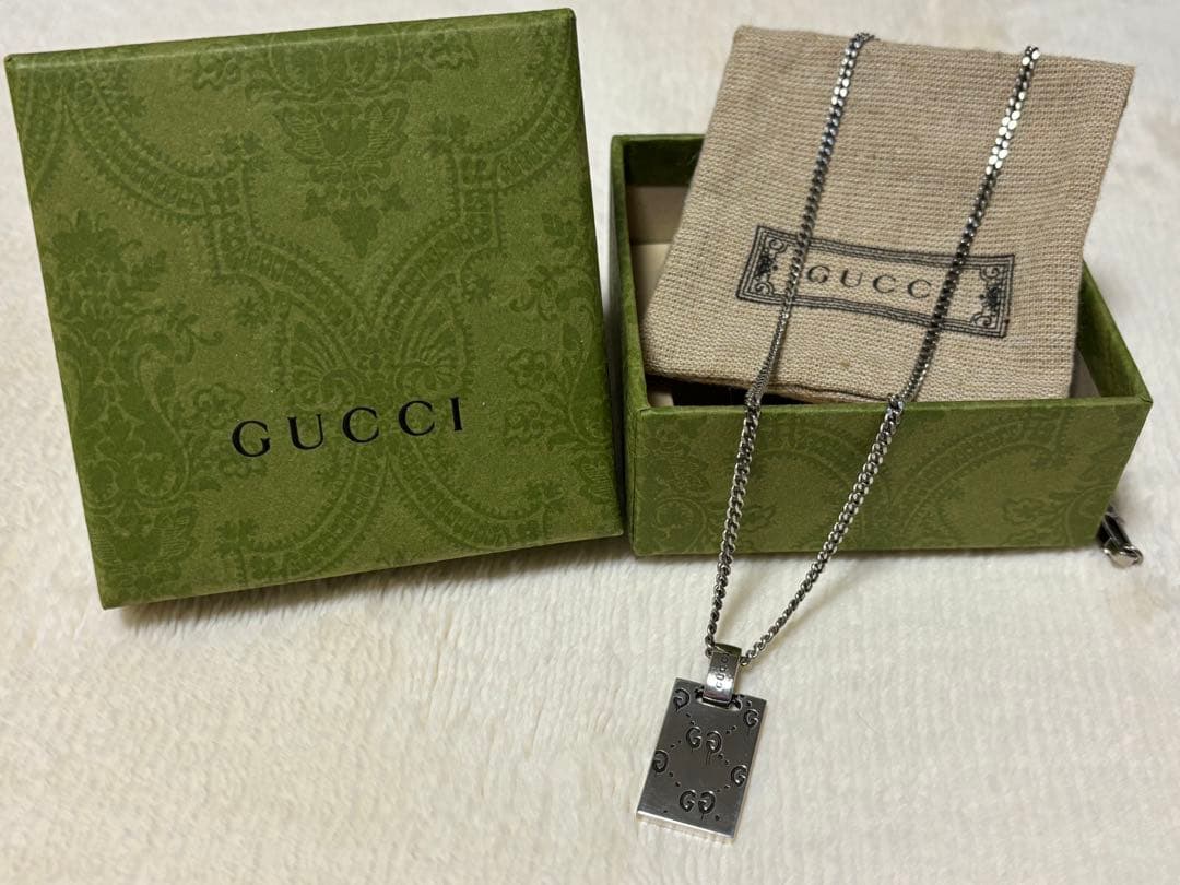 GUCCI グッチ ゴースト シルバー プレート型ネックレス