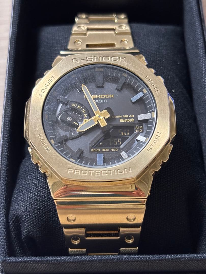 23です。G-SHOCK GM-B2100GD-9AJF