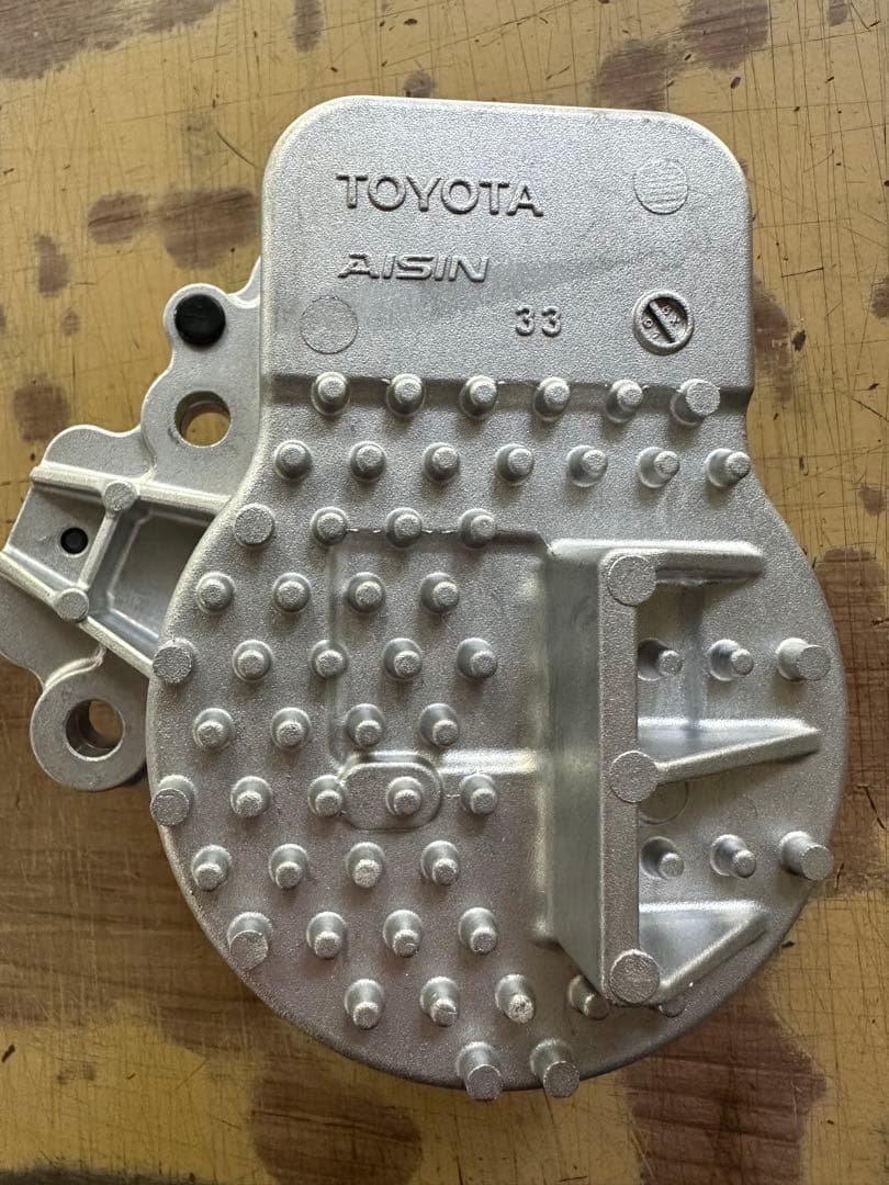 トヨタ純正電動ウォーターポンプ161A0-29015