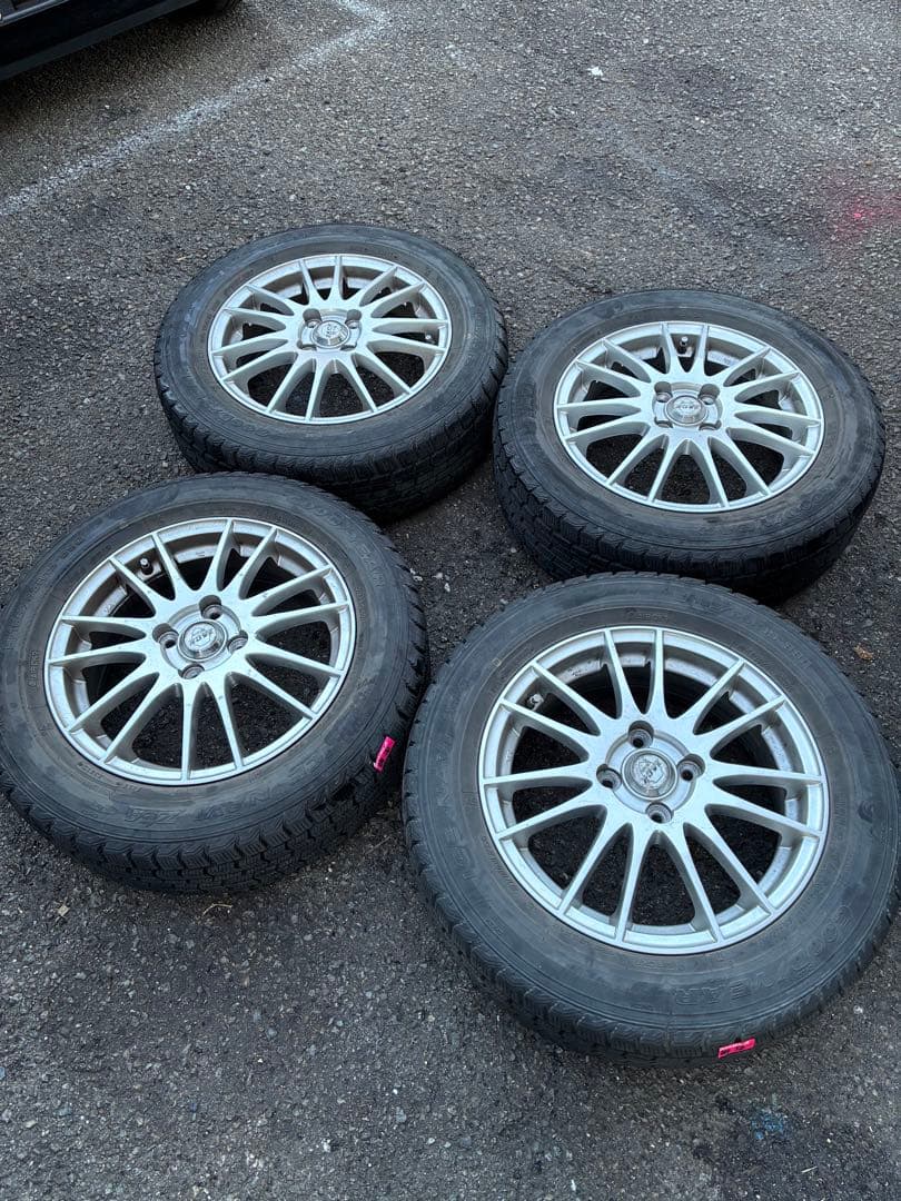 185/65R15スタッドレスタイヤアルミセット