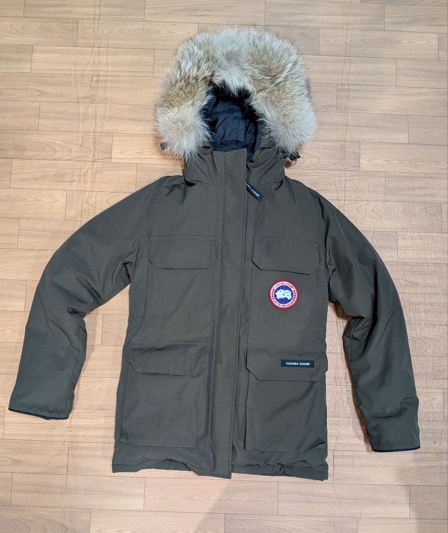   ダウンジャケット Mサイズ オリーブ