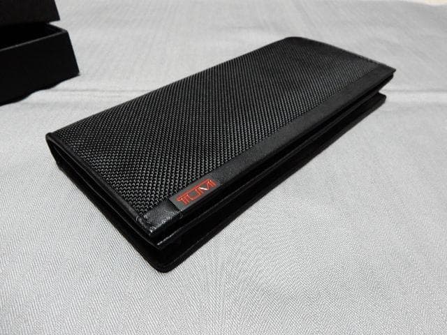 K*K様 未使用保管品　TUMIロングウォレット　　041010