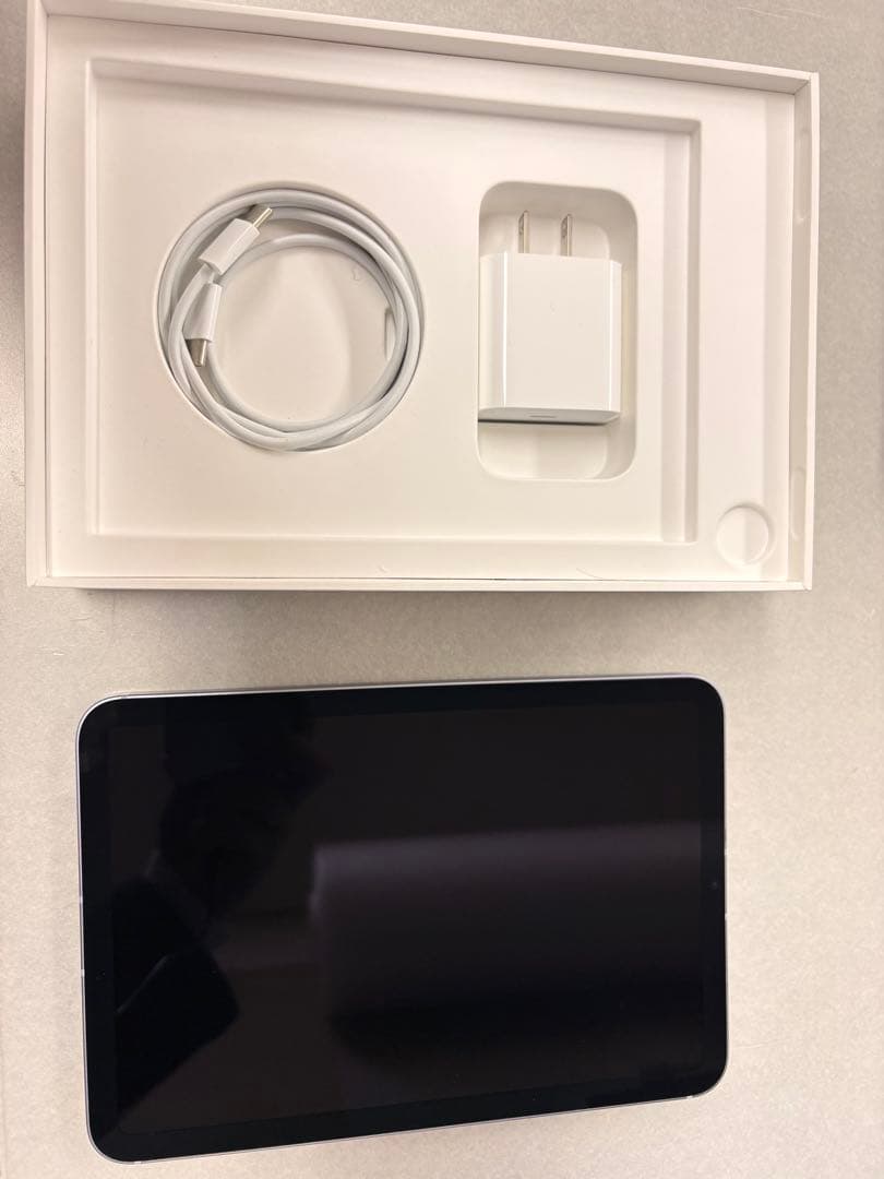 iPad mini 6世代　256GB　セルラーモデル、パープル