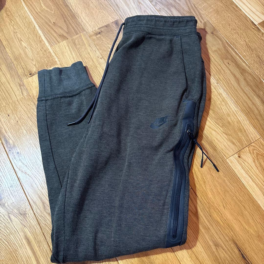 NIKEナイキセットアップ　デザインスウェット上下　Sサイズ