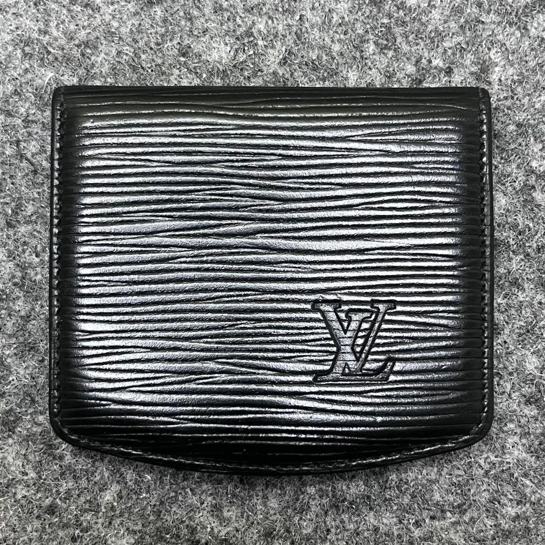 ルイヴィトン エピ レザー 黒 ケース