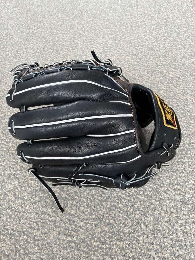 ZETTプロステイタス軟式内野手用グラブ