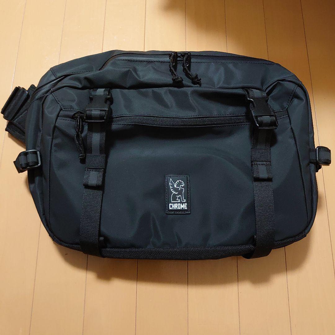 バッグ CHROME KADET MAX BLACK TARP