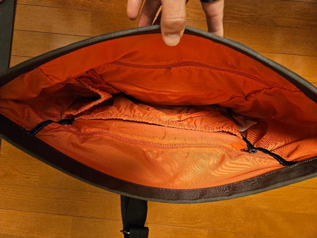 【YUGO】 廃盤　アークテリクス ミストラル mistral 16 赤