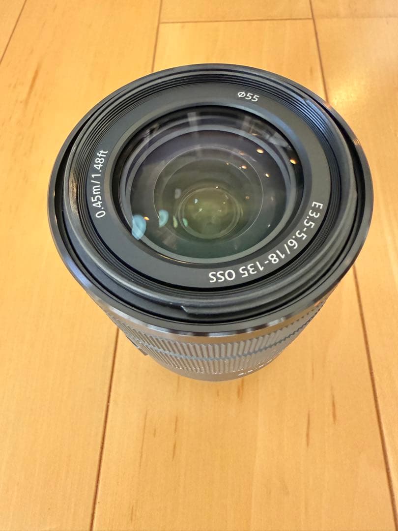18-135mm F3.5-5.6 OSS Eマウント［SEL18135］