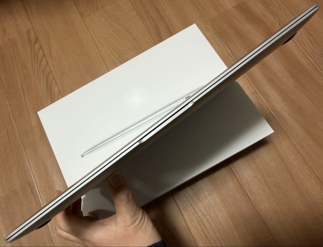 MacBook Air 13インチ 2020 Core i5 8GB 512GB