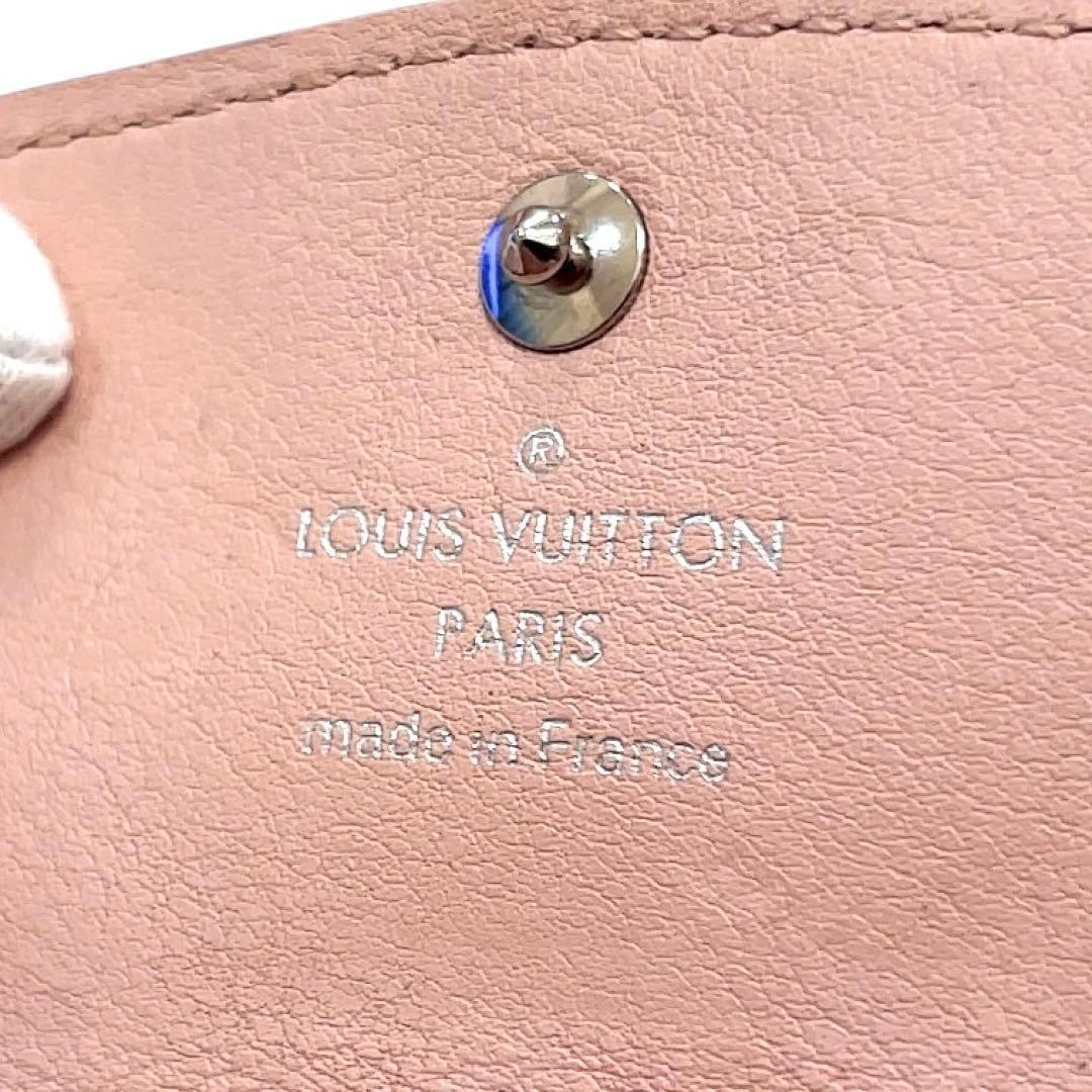 ルイヴィトン キーケース マヒナ ミュルティクレ 4連 革 ピンク M64056
