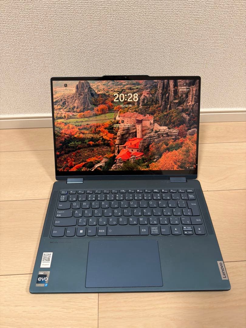 Lenovo Yoga 7i Gen 8 : スタンダード