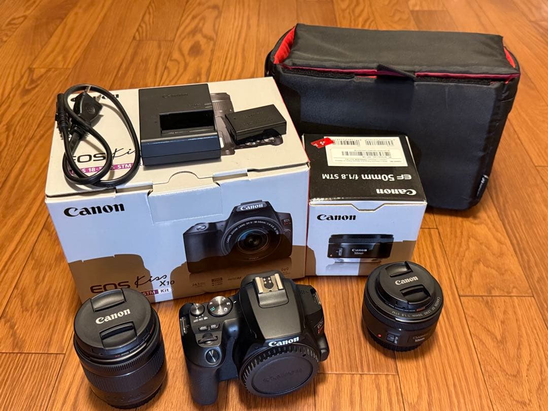 Canon EOS Kiss X10 ズームレンズキット+ 50mm単焦点レンズ