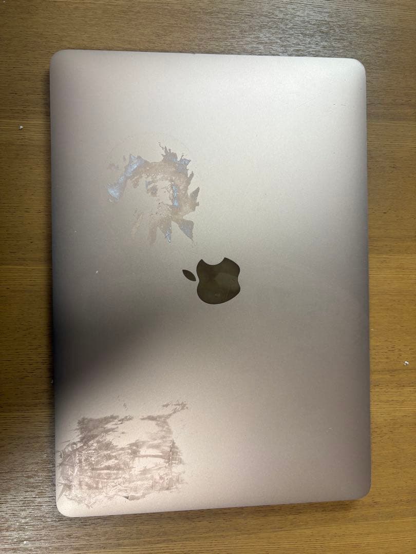 MacBook本体 MacBook Air (M1, 2020, 16GB / 256GB)