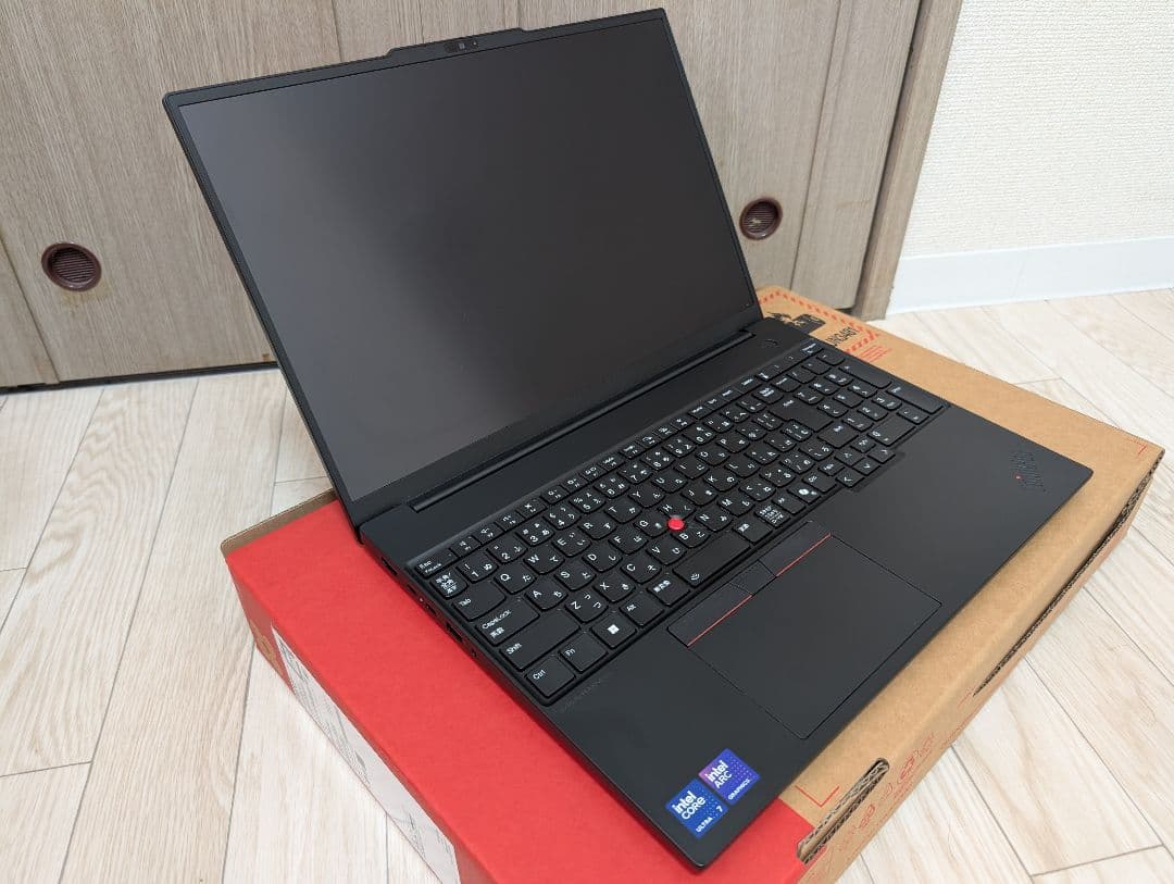 Thinkpad E16 gen3 Intel Core Ultra255h搭載