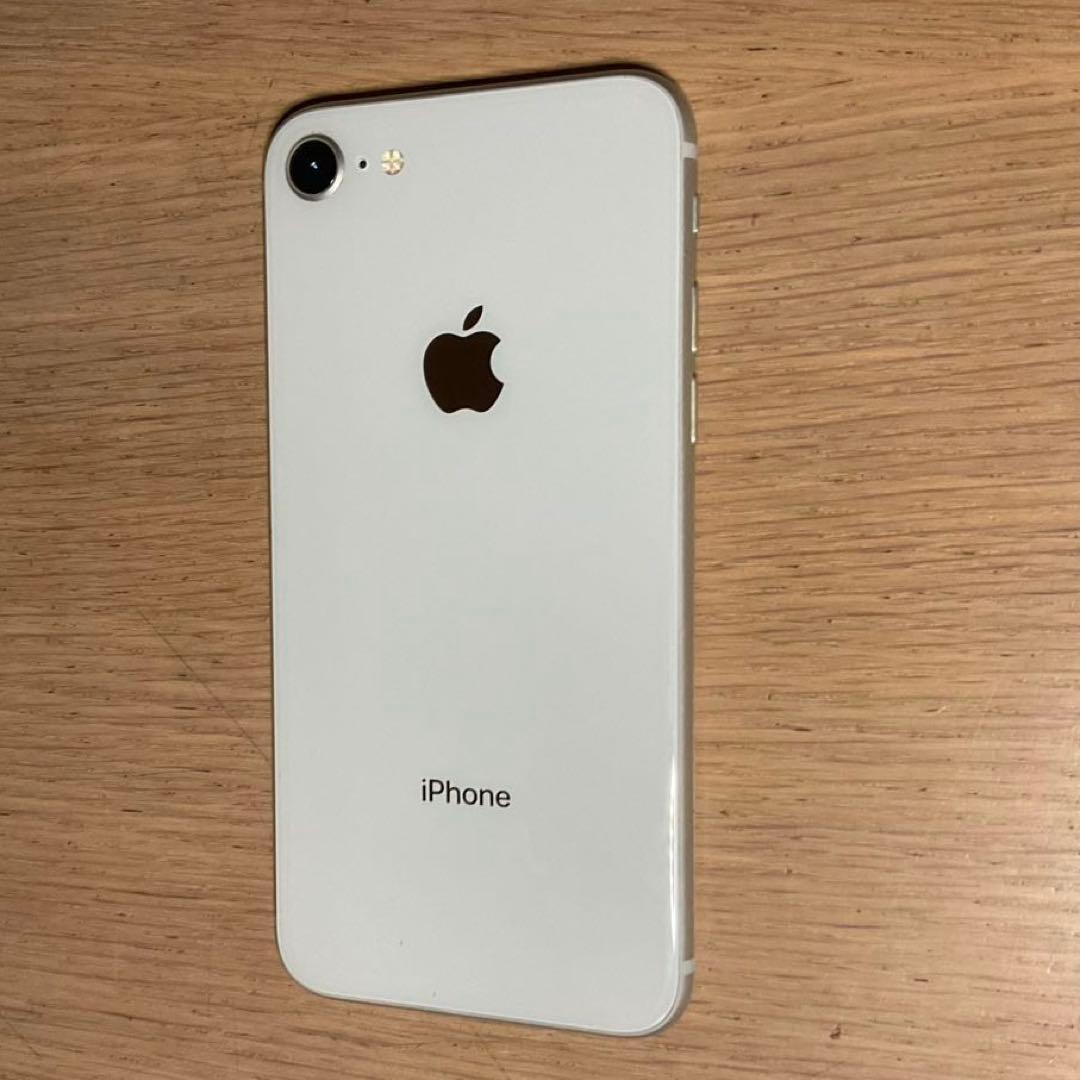 スマートフォン本体 Apple iPhone8 64GB