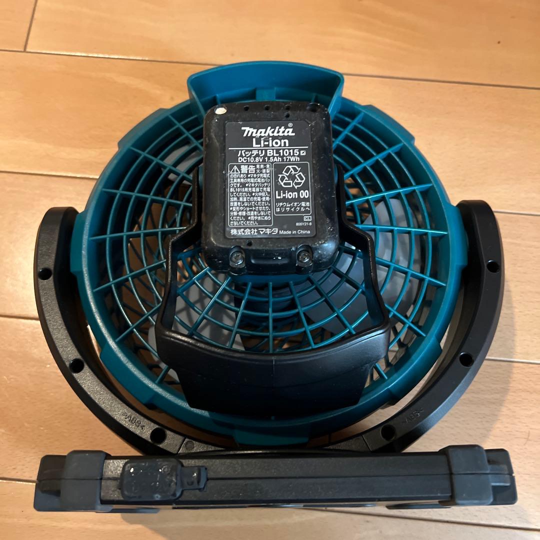 充電式ファン CF100DZ と　DC10SA BL1015のセット