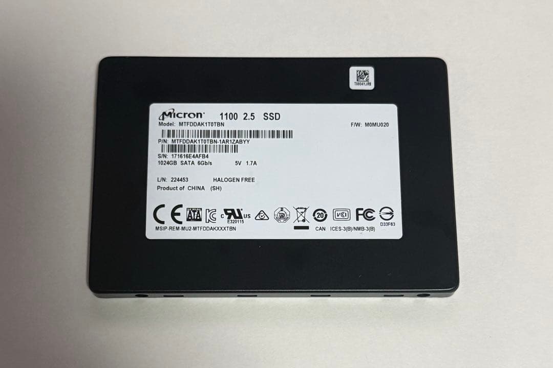 Micron 2.5インチSATA SSD 1TB