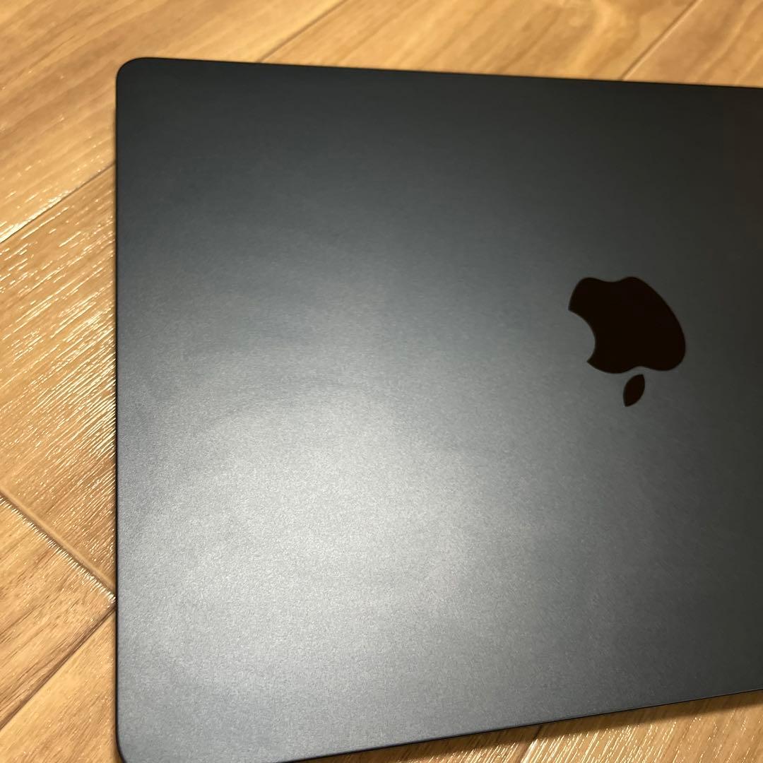 MacBook Air M2 2022 13インチ 16GB 512GB