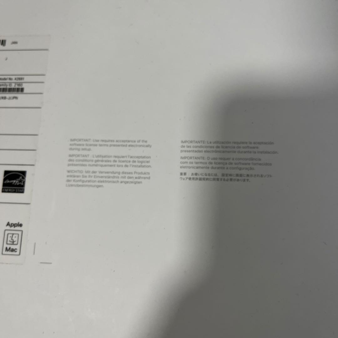 MacBook Air M2 2022 13インチ 16GB 512GB