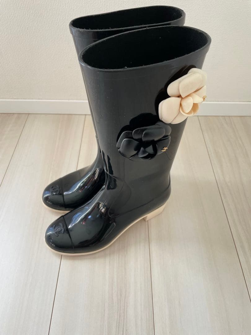 シャネル カメリアレインブーツ サイズ35（22.5cm）