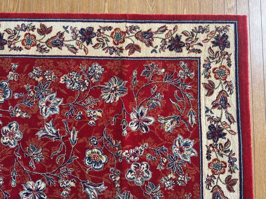 トルコ製の機械織りカーペット