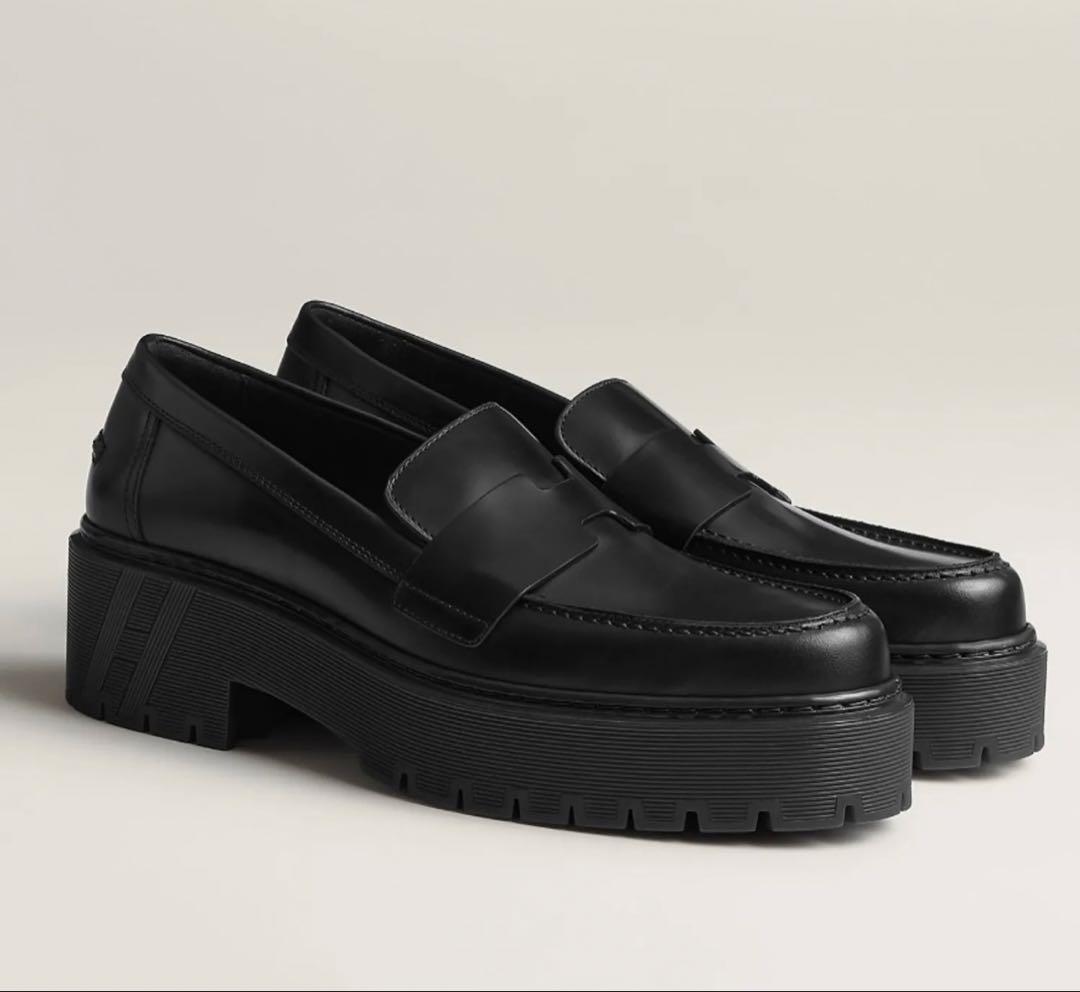 HERMES 厚底ブラックローファー　モカシン　38