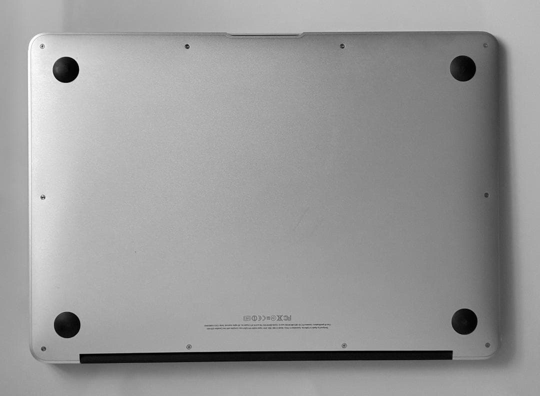 MacBook本体 MacBook Air Mid 2012 ( i7 / 8MB / 1TB )