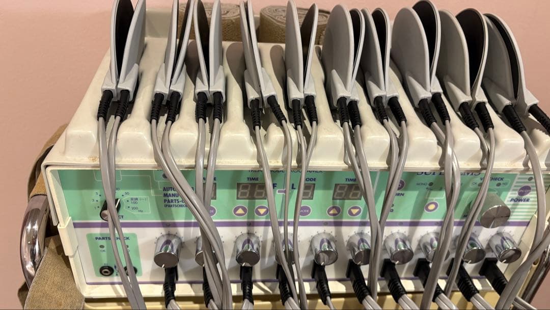 SUPER EMS トリートメント機器