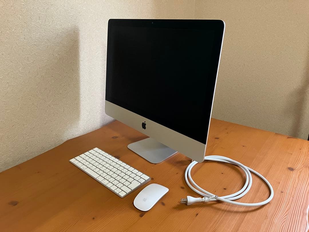 Apple iMac 21.5インチ Retina 4K (2015)