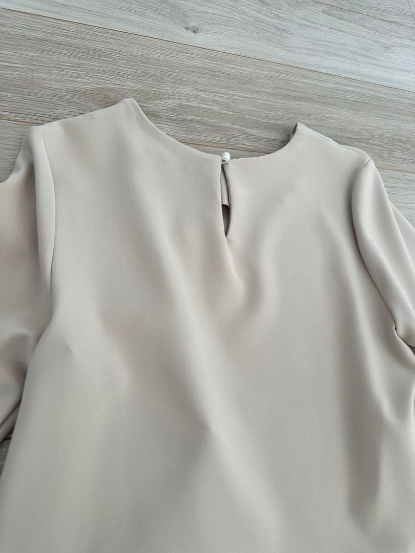 dolce メゾンドドルチェ　オケージョンセットアップ　ベージュM