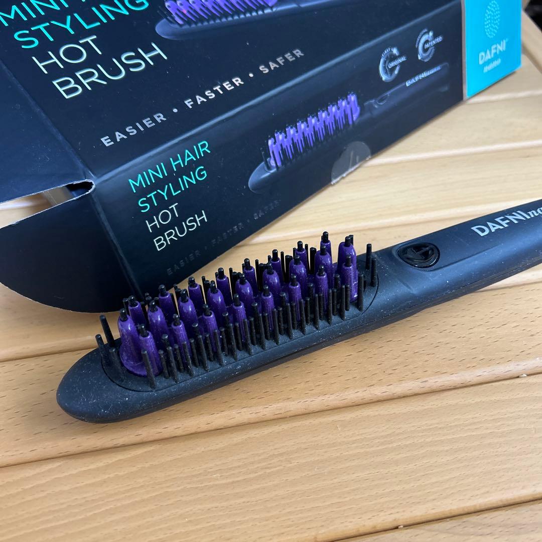 ヤーマン ストレートヘアアイロン ブラシ型 ツヤ DAFNI nano