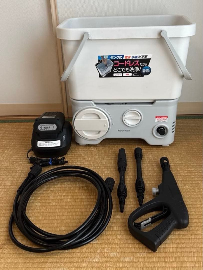 八*丸様 アイリスオーヤマ　タンク式コードレス洗浄機　SDT- L01N
