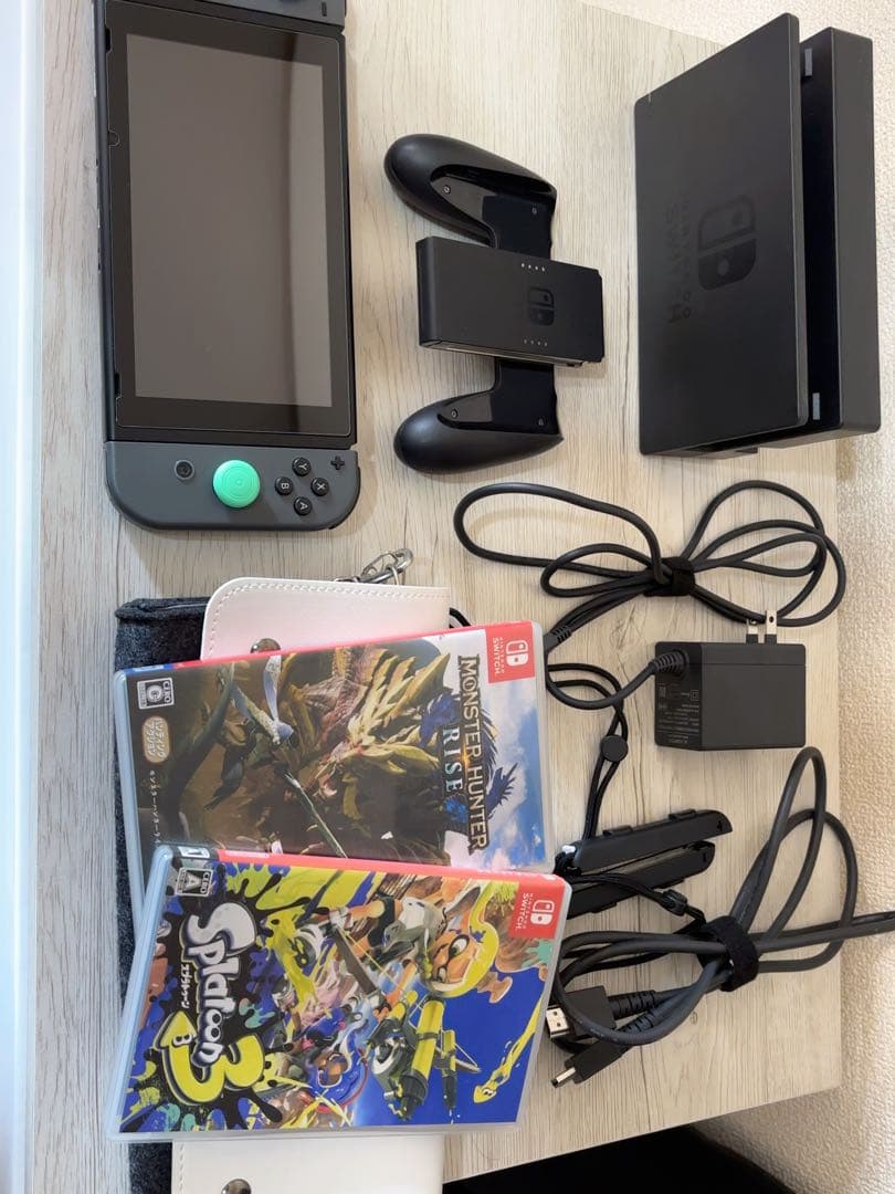 Switch本体箱付き（ソフト付き）